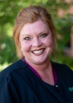Dental hygienist Jennifer